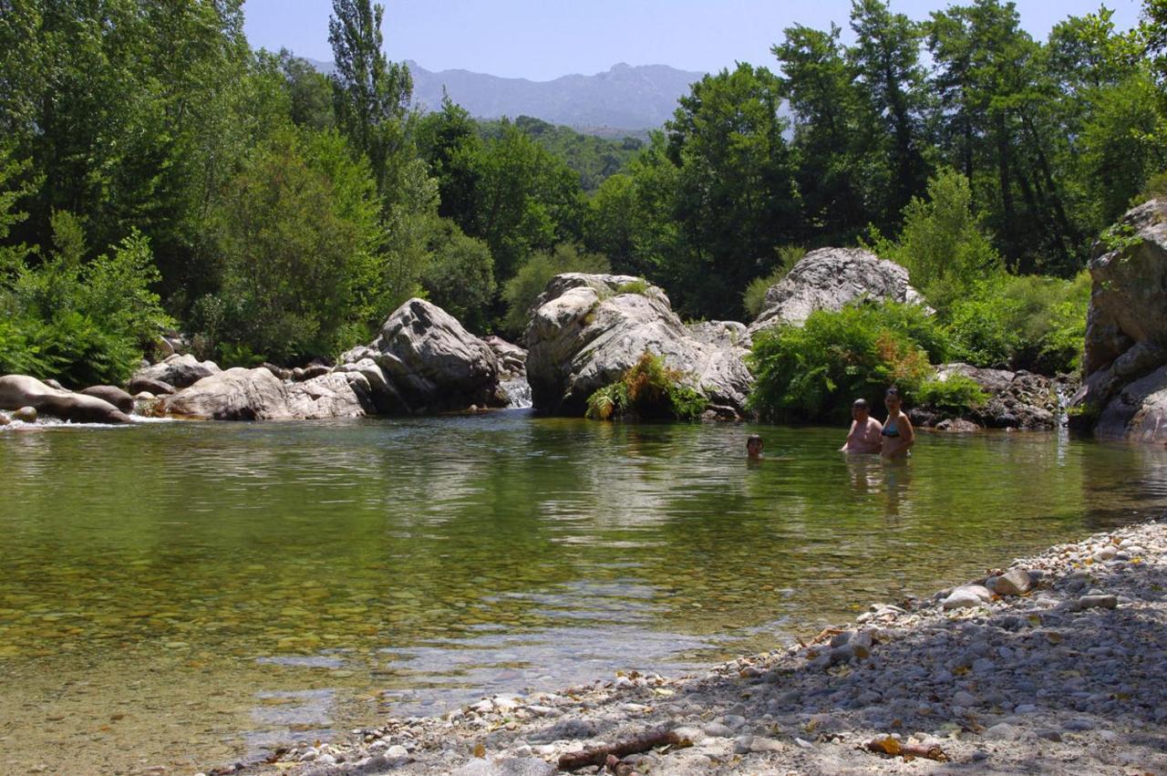 95m2 au calme à 25mn AJACCIO, plages, linge inclus Ucciani Extérieur photo